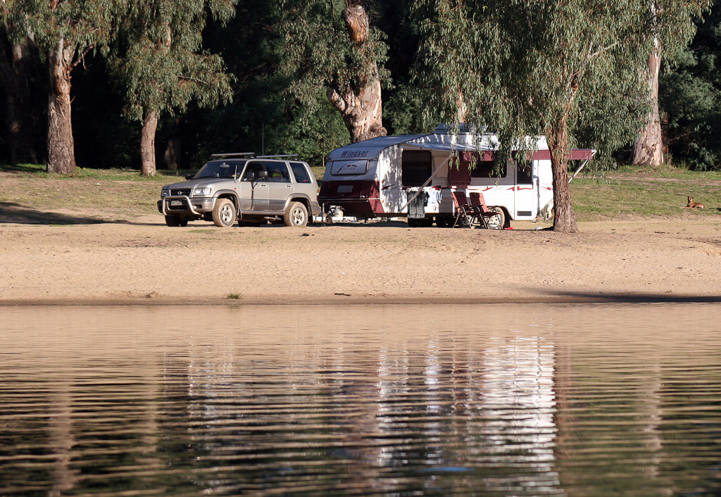 ApexBeach5 Let's Go Travel Australia