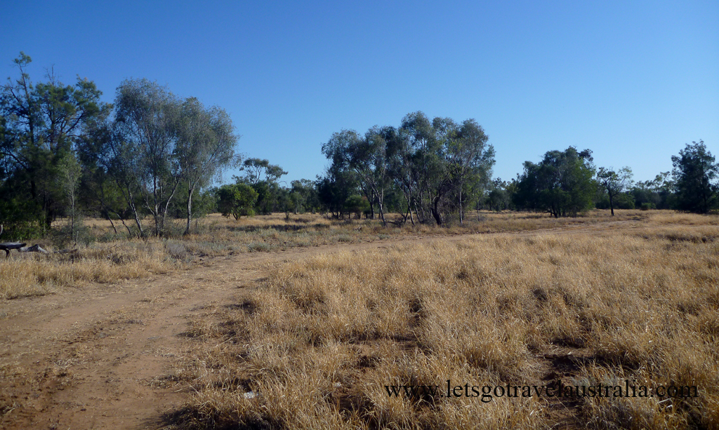 Camp-area-at-Balonne-River-St-George-1